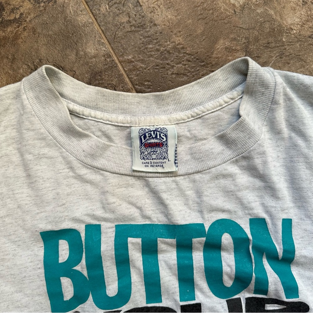 Vintage Levi’s Button Your Fly Shirt - Picture 2 of 2